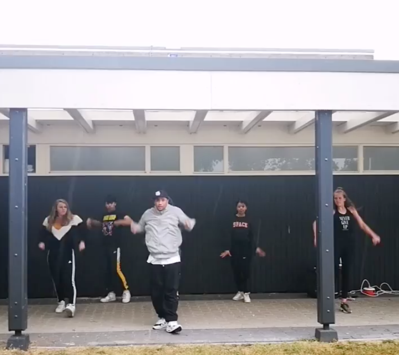 Buiten dansles